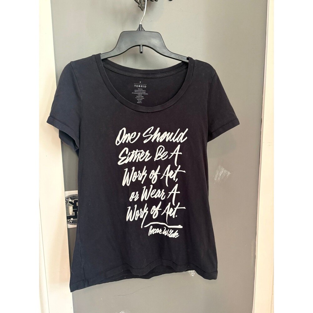 Torrid size 0 black work of art graphic t shirt